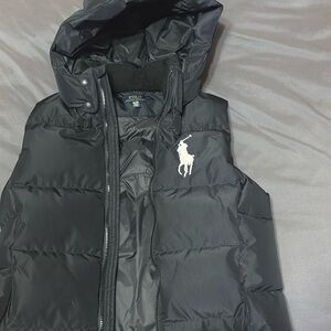 Excellent condition boys Polo Vest. Wore 3 times.